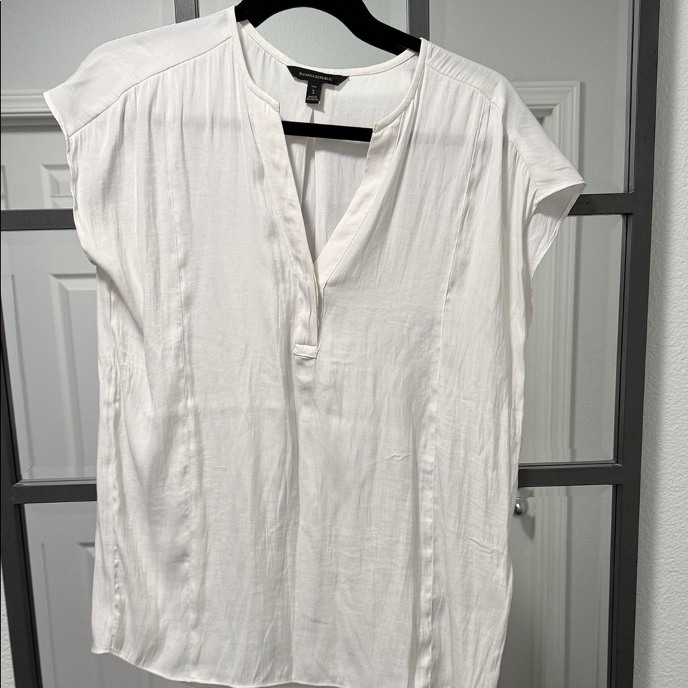 Banana Republic Cream Blouse